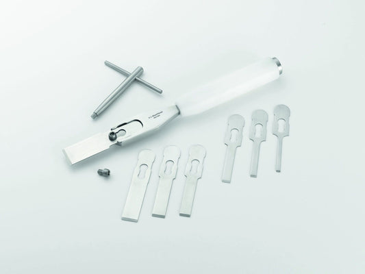 Modular Osteotome With Ultra-Thin Interchangeable Blades And Diamond Rasp