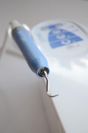 LM-ErgoVet UltraLED hammaskivenpoistolaite vesiliitännällä